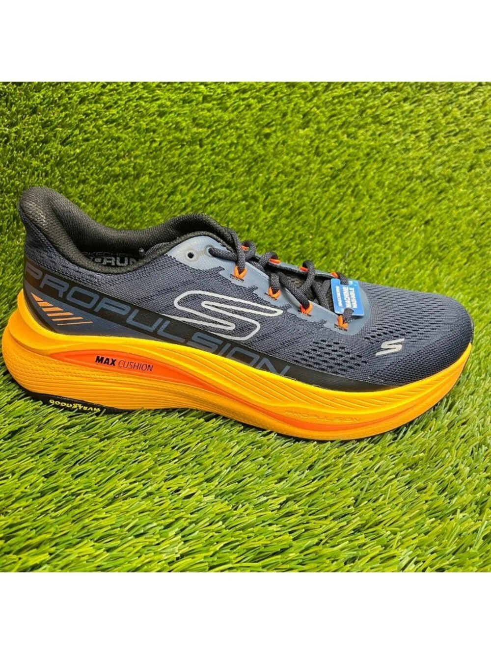 Skechers Max Cushioning Propulsion Mens Size 8 Blue Running Shoes Sneakers